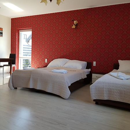 Apartamenty Maja -Pokoje - Domy Wakacyjne -Basen Podgrzewany -Jacuzzi - Sauna Leba Ngoại thất bức ảnh