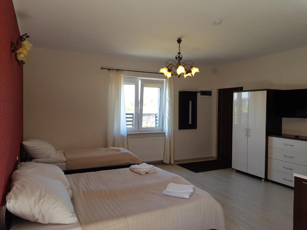 Apartamenty Maja -Pokoje - Domy Wakacyjne -Basen Podgrzewany -Jacuzzi - Sauna Leba Ngoại thất bức ảnh