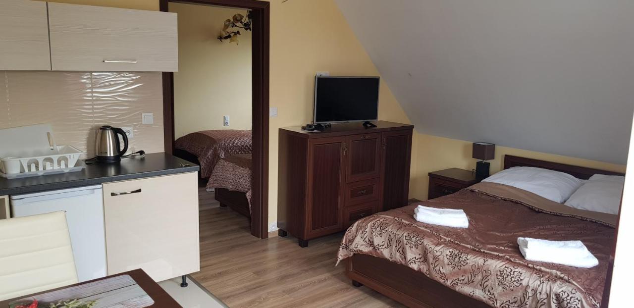 Apartamenty Maja -Pokoje - Domy Wakacyjne -Basen Podgrzewany -Jacuzzi - Sauna Leba Ngoại thất bức ảnh